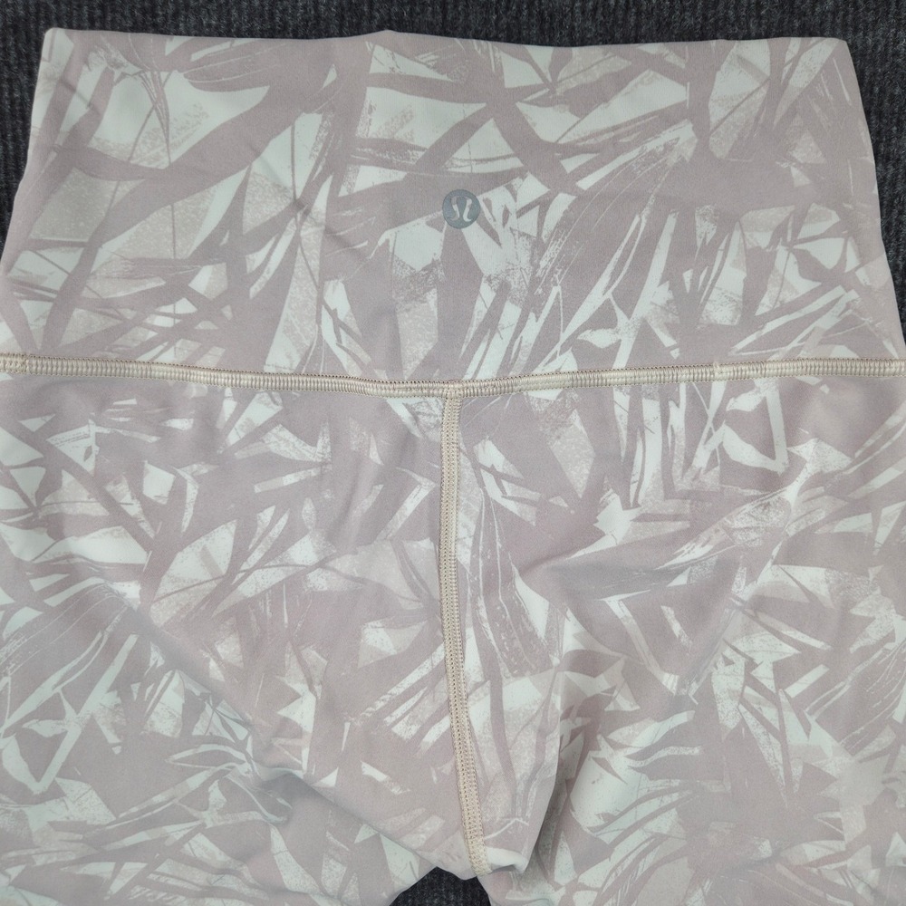 Lululemon Wunder Under High-Rise Crop Leggings Pink‎ White Palm Print Size 4
